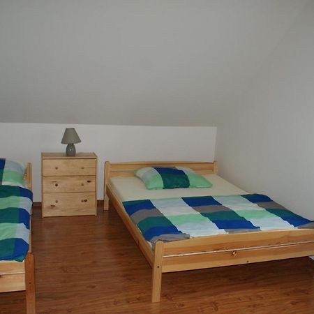 Wczasy U Juliana Apartament Drewnica ภายนอก รูปภาพ